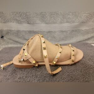 She&In-Women's tan gladiator studded sandals size 9